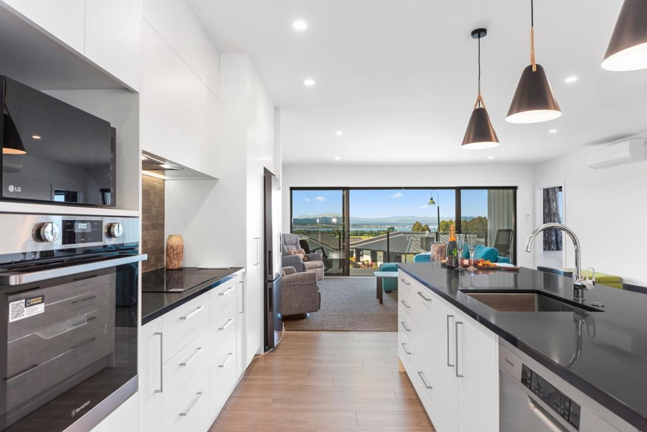 Blue Dun Views - Taupo Apartment Exterior photo